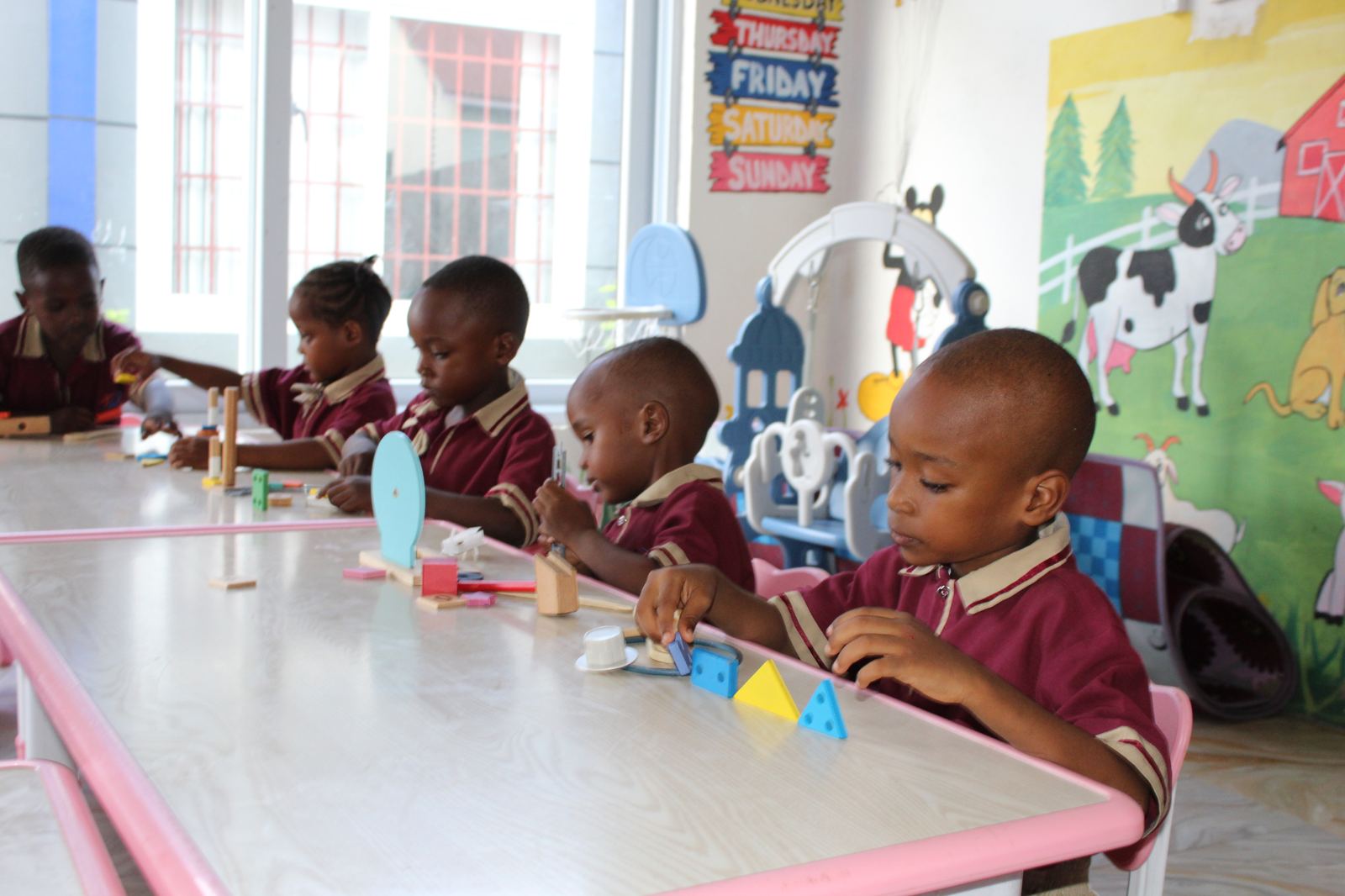 De'Kayra school